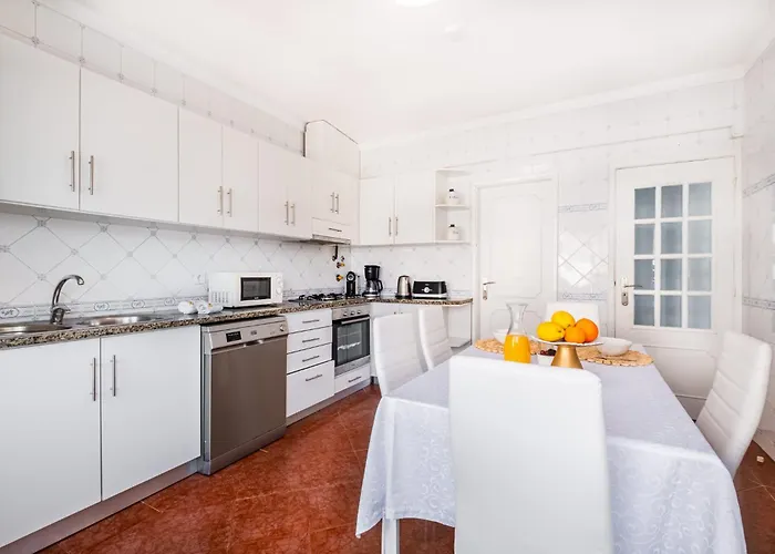 Villa Loria - Beautiful Panoramic Views *